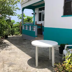 Apartment Joy's, Roseau