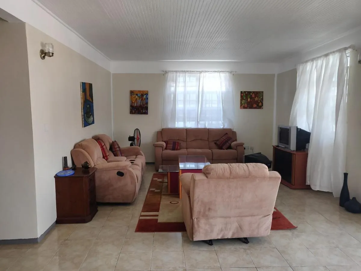 Tropical Villa Roseau 0*,